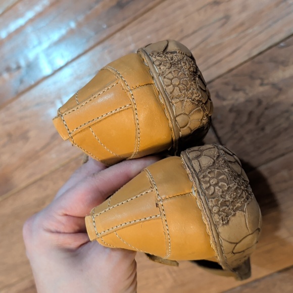 Josef Seibel Rosalie 42 Safron Leather Women's Shoes - Picture 4 of 10